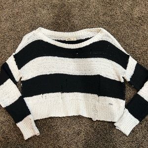 Hollister sweater